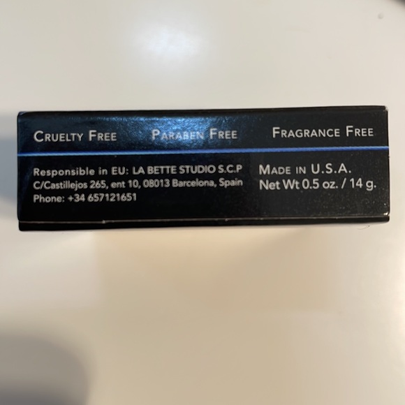 Bundle of Two Brand New Graftobian HD Glamour Creme Professional Makeup - Picture 2 of 6